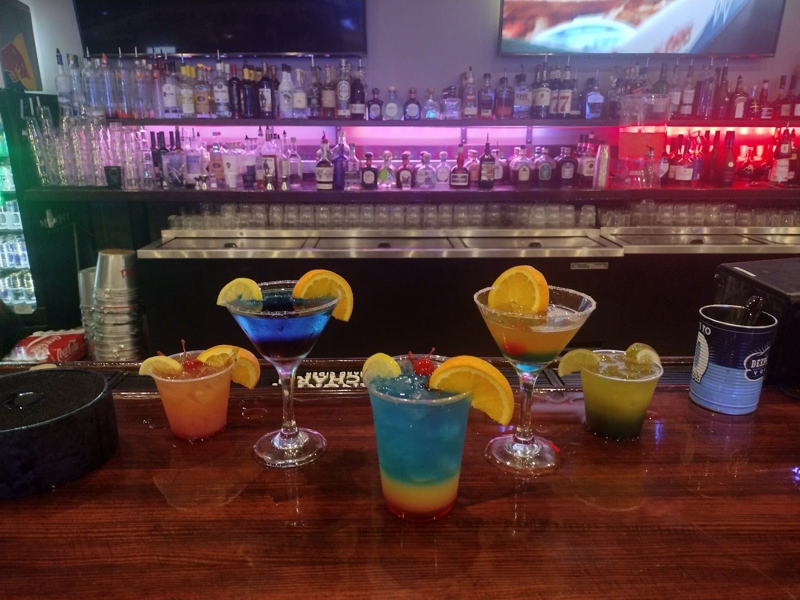 Charlie's Place Bar & Grill, photo 2