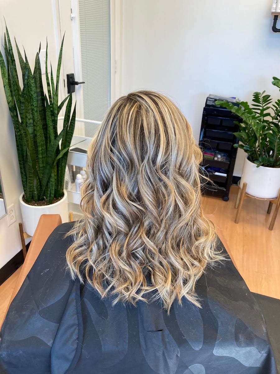 Be Still Salon