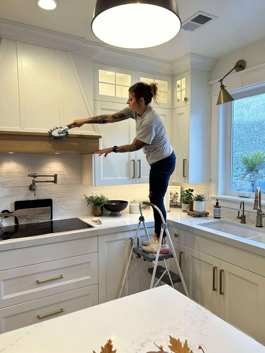 The Breezy Fresh Cleaning Co.