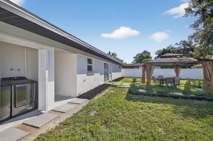 Spacious 3-bedroom house with Mini Golf in sunny Tampa