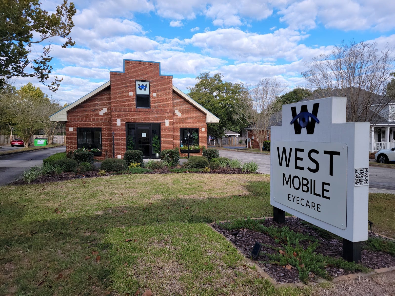 WEST MOBILE EYECARE