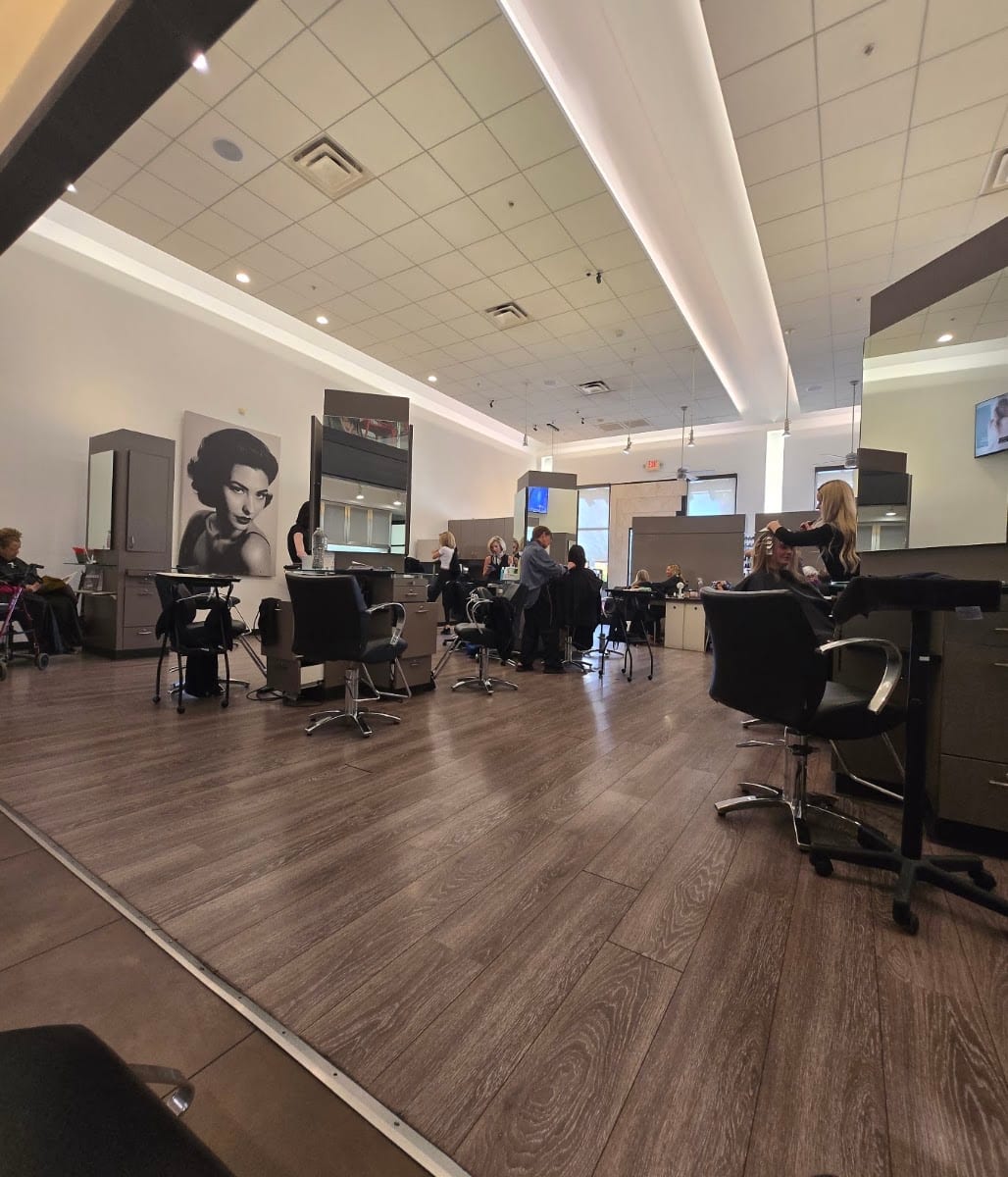 Pucci Salon, photo 3