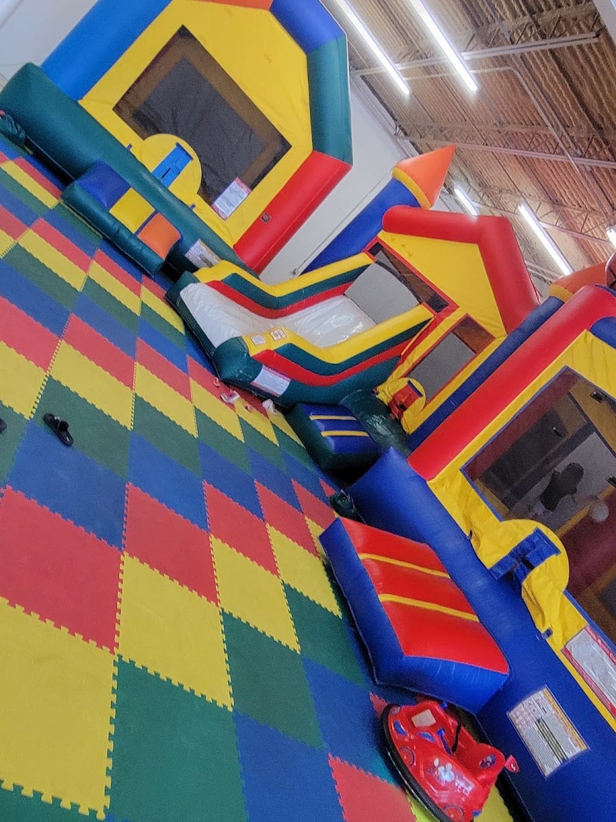 The Bounce House, photo 3