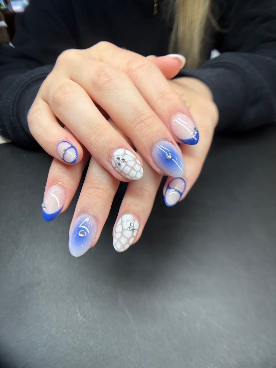 Crescent Nail Lounge, photo 2