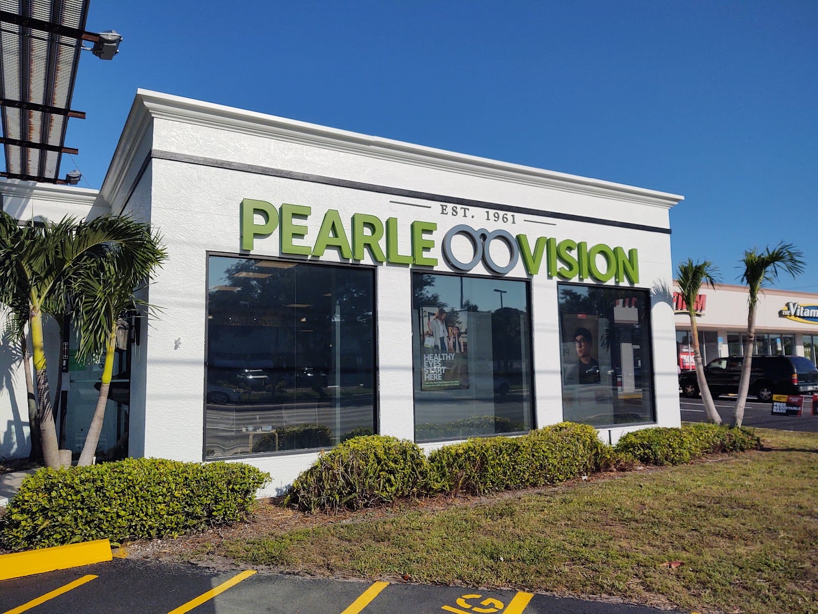 Pearle Vision, photo 2