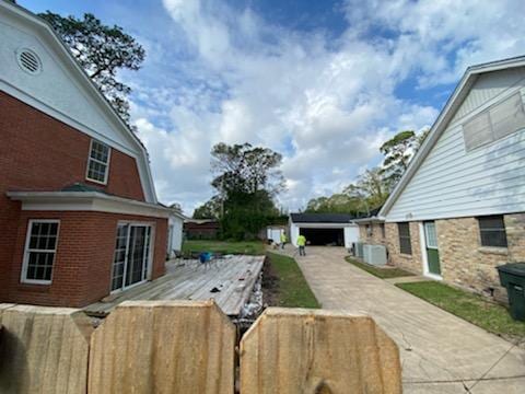 Gulf Coast Lawn Maintenance