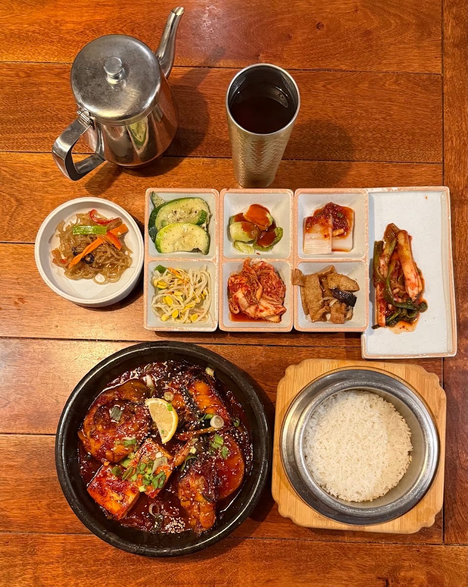 Bogle Bogle Tofu & Noodle (보글보글)