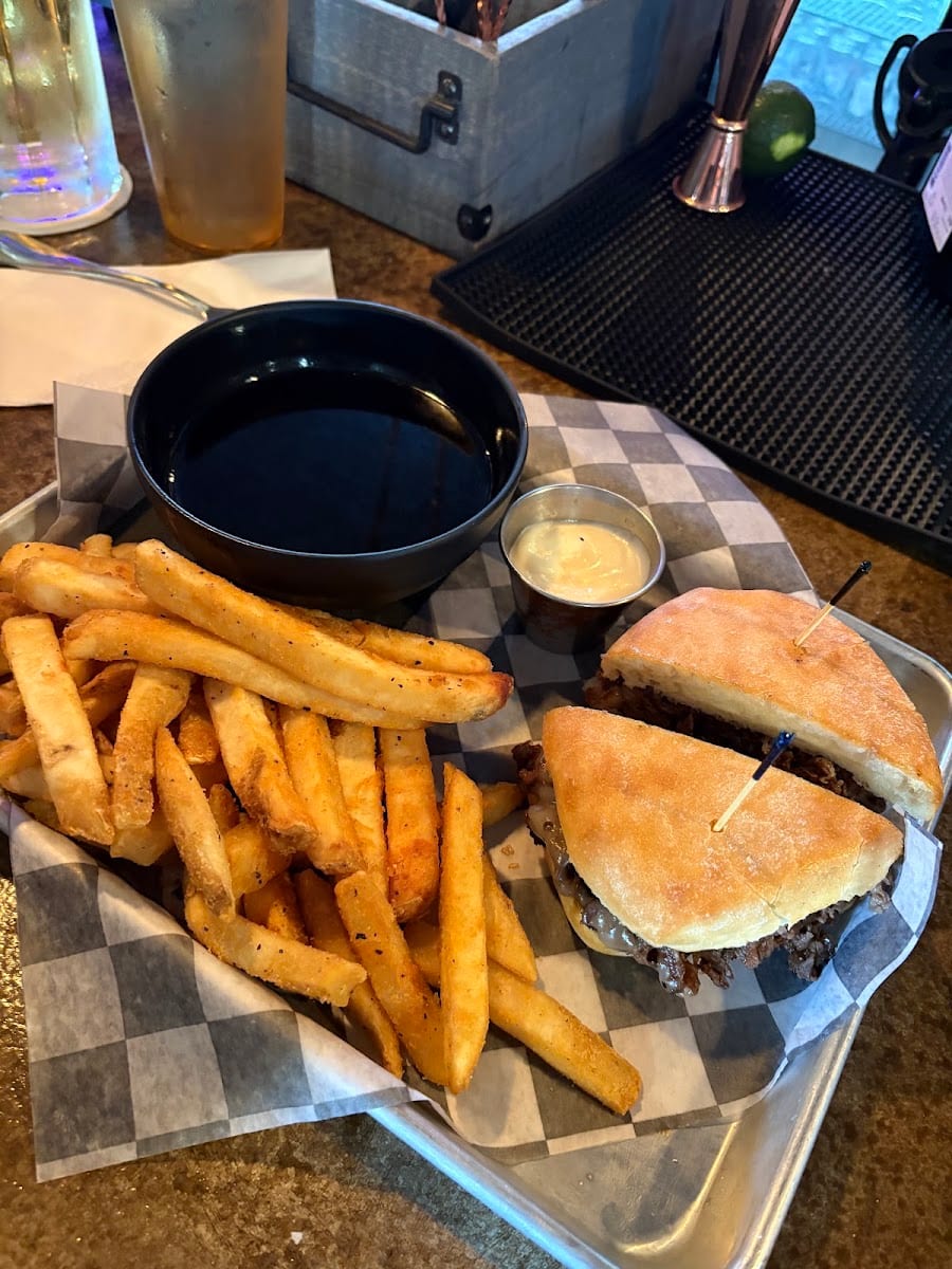 Coal Creek Taproom & Eatery, photo 2