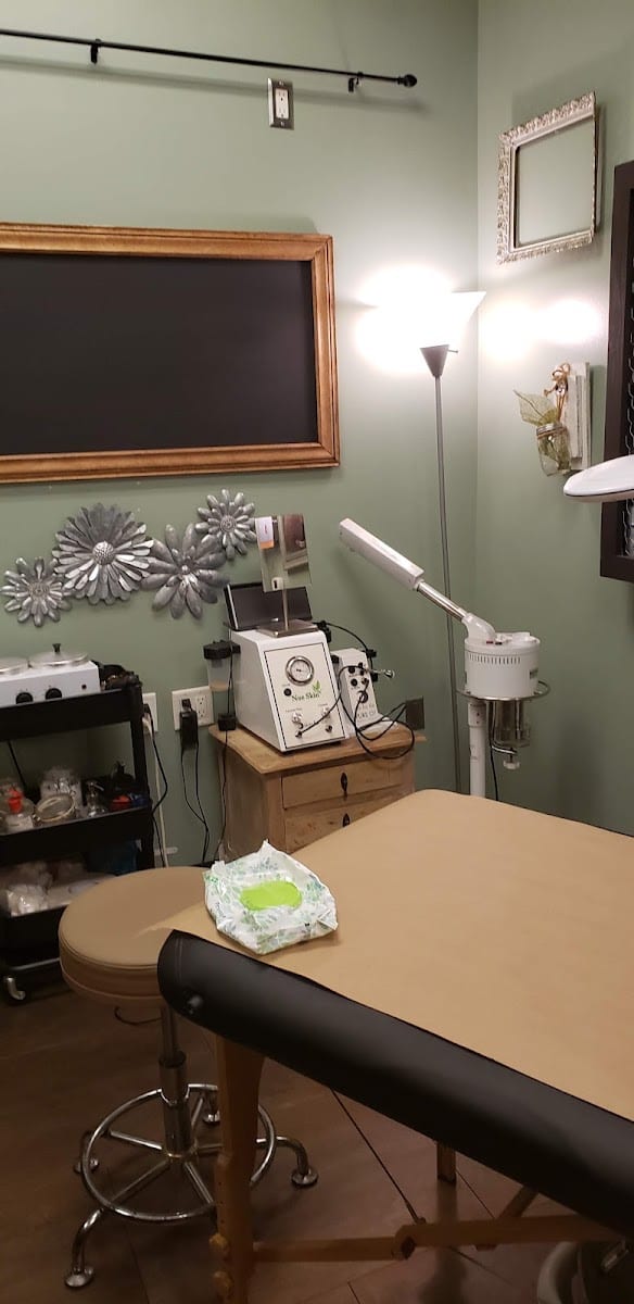 Humble Bee Sugaring Studio (Summerlin), photo 2