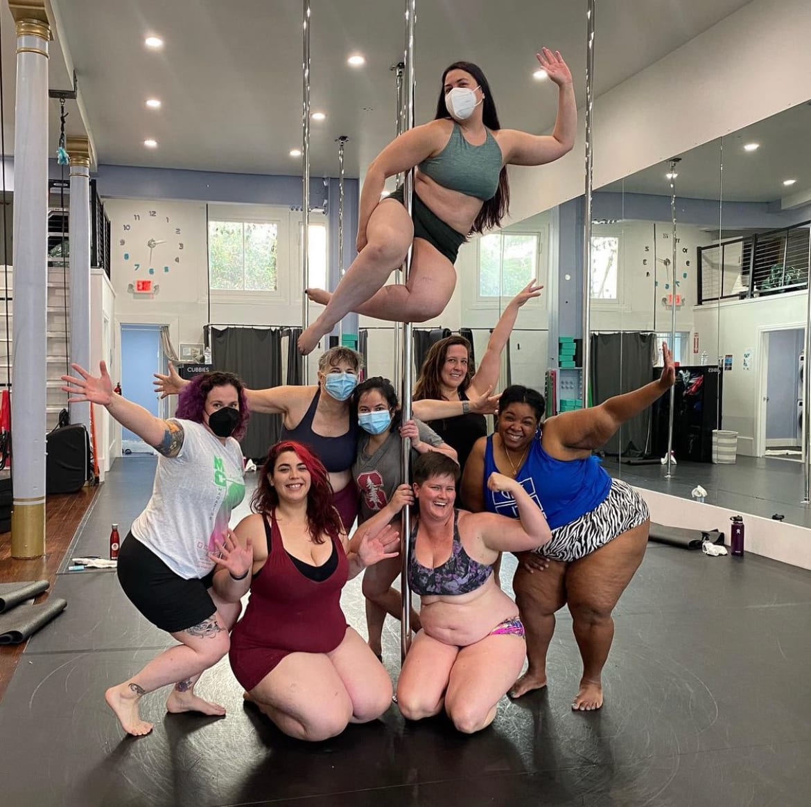 VRV3 Studios - Pole Dance & Fitness