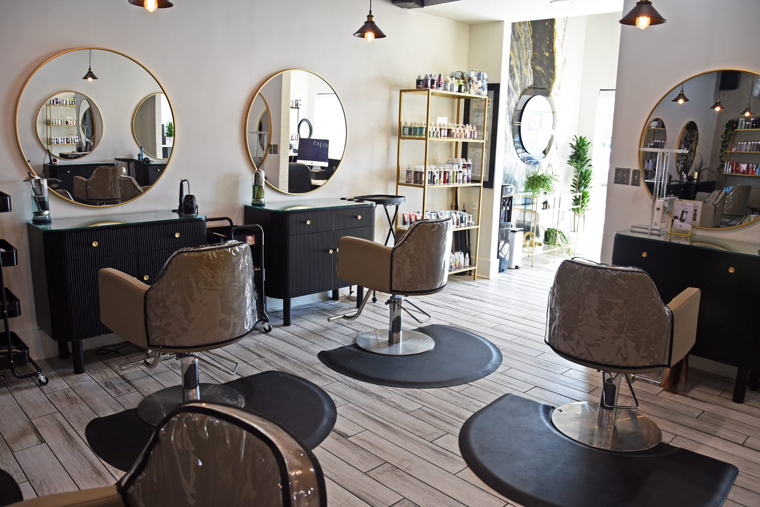 Salon Hyde Park, photo 4