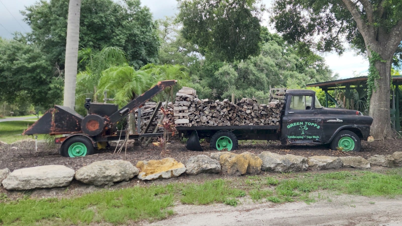 Green Topps Tree Service & Landscaping, photo 2