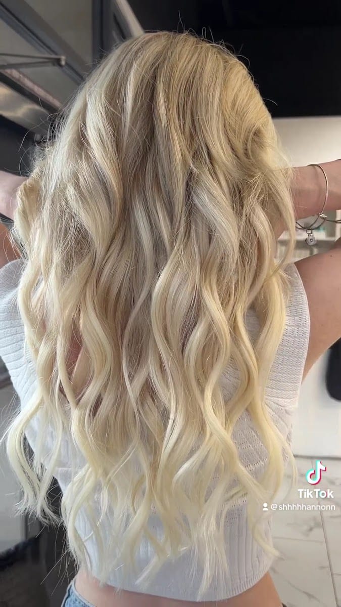 Hottie Hair Salon & Extensions Store, photo 2