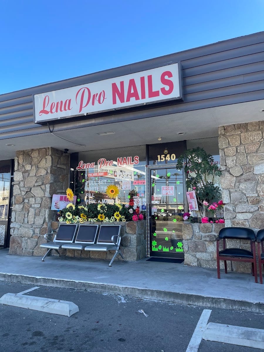 Lena Pro Nails