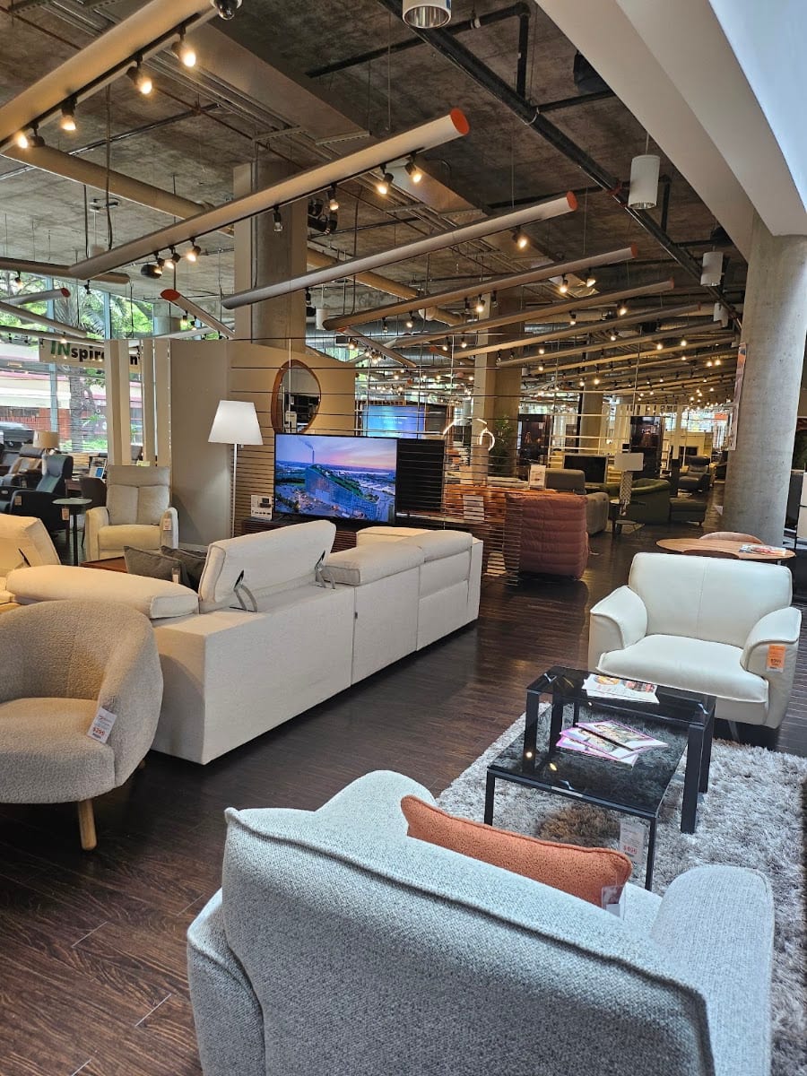 Honolulu Design Center, photo 3