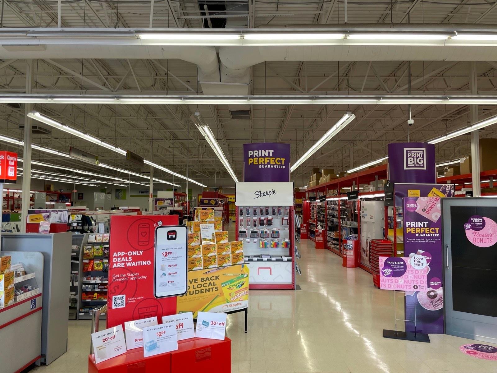 Staples, photo 2