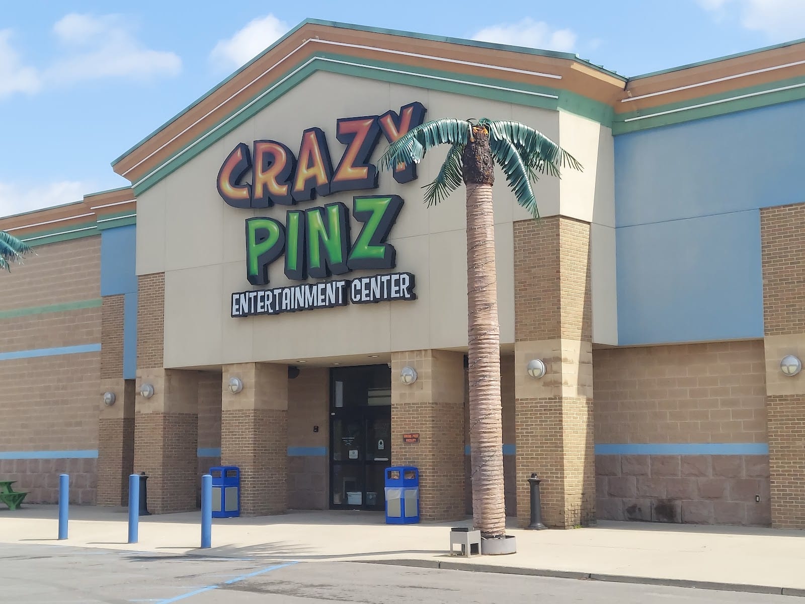 Crazy Pinz Entertainment Center