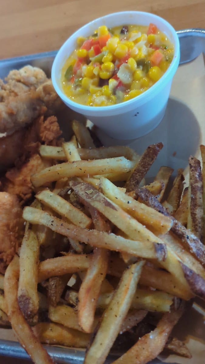 Dirk’s Signature Chicken & Bar, photo 2