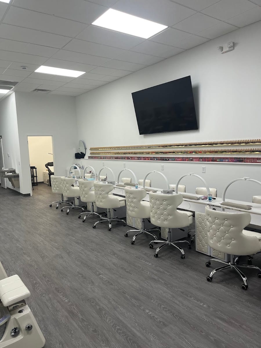 Sizzling Nail Salon