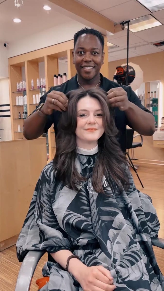 Dennis Banguera Hair Salon, photo 3