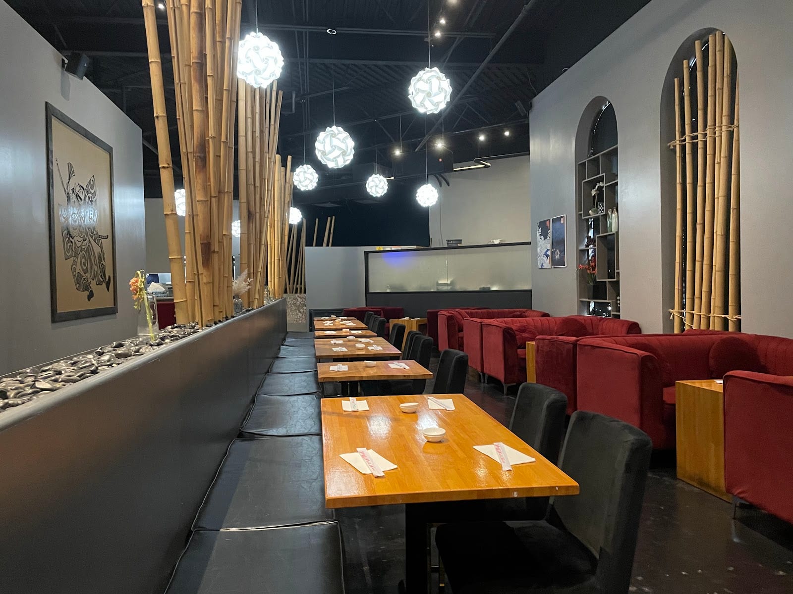 Koi Japanese Sushi Bar & Lounge, photo 2