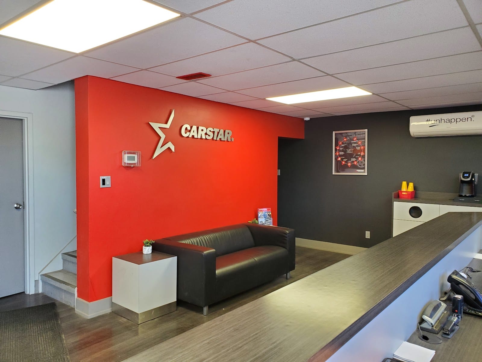 CARSTAR Downsview, photo 4