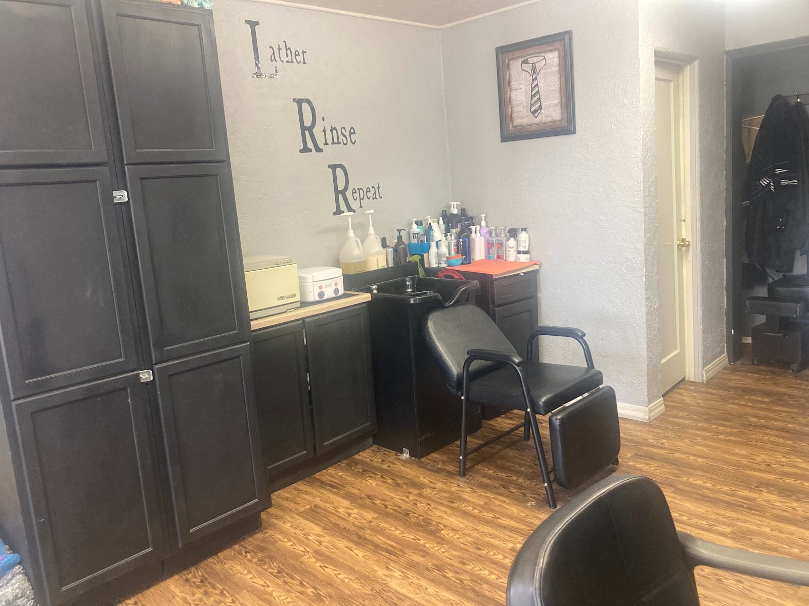 Oil City Salon, photo 4