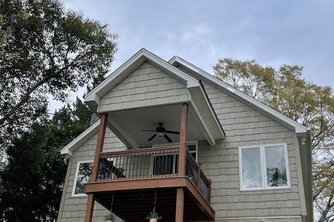 Lake Hartwell Escape w/ Dock, Games & Grill