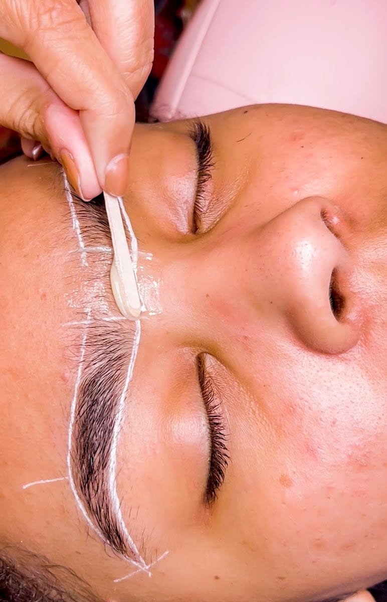 The Brow Lounge