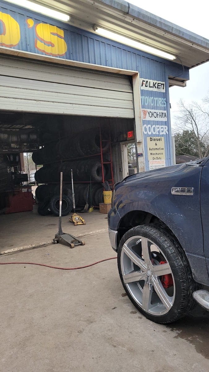 Lozano & Sons Tire Repair, photo 2