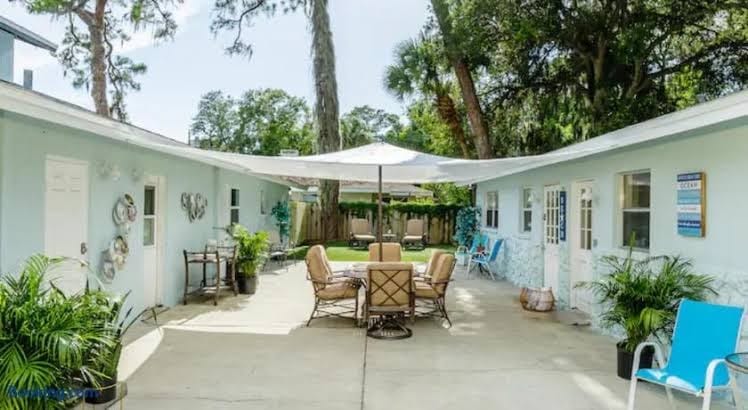 Downtown Oasis Poolside Condo Patio Gym