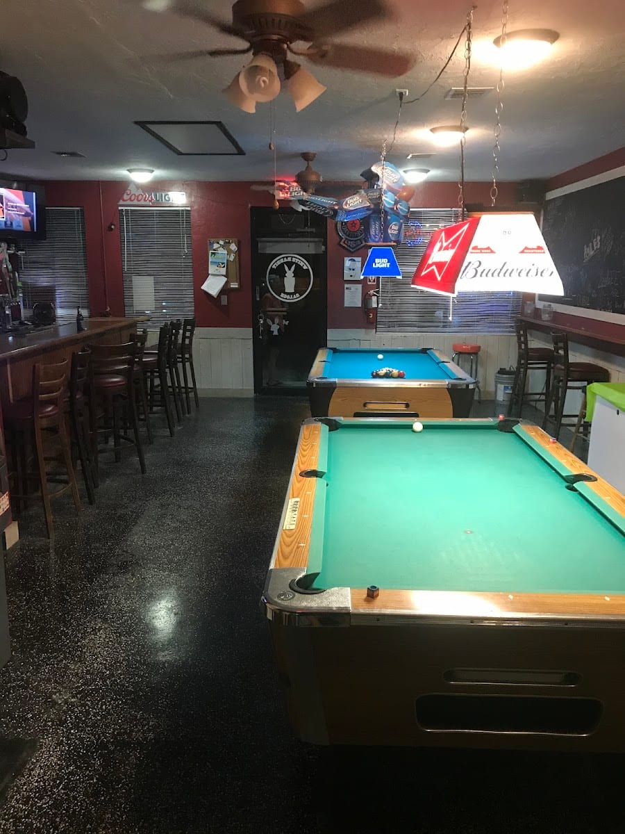 White Rabbit Saloon, photo 4