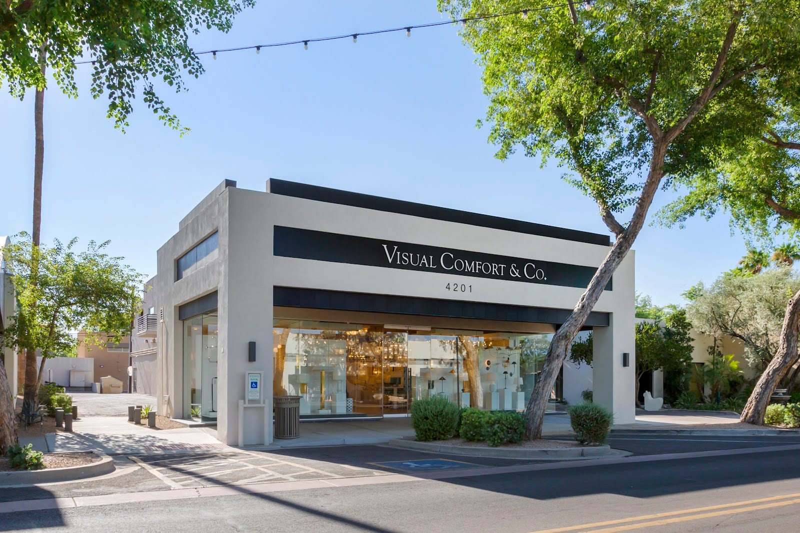 Visual Comfort & Co., photo 2
