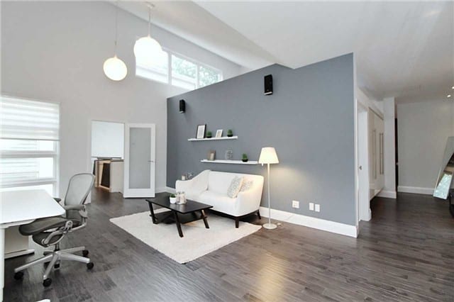 Jonathan Lo, Broker | Toronto Real Estate Agent