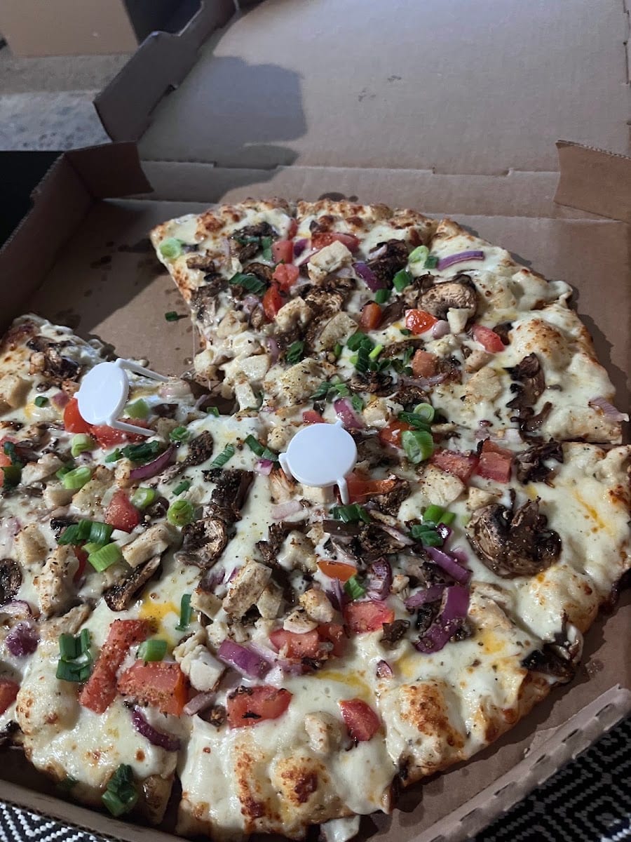 Round Table Pizza, photo 4