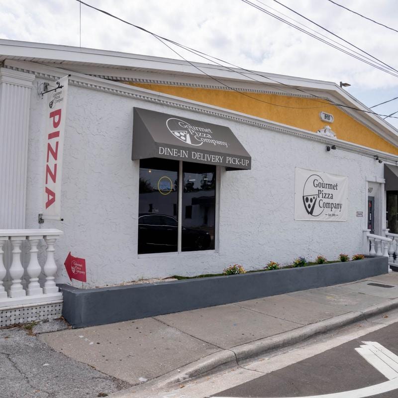 Gourmet Pizza Company, photo 2