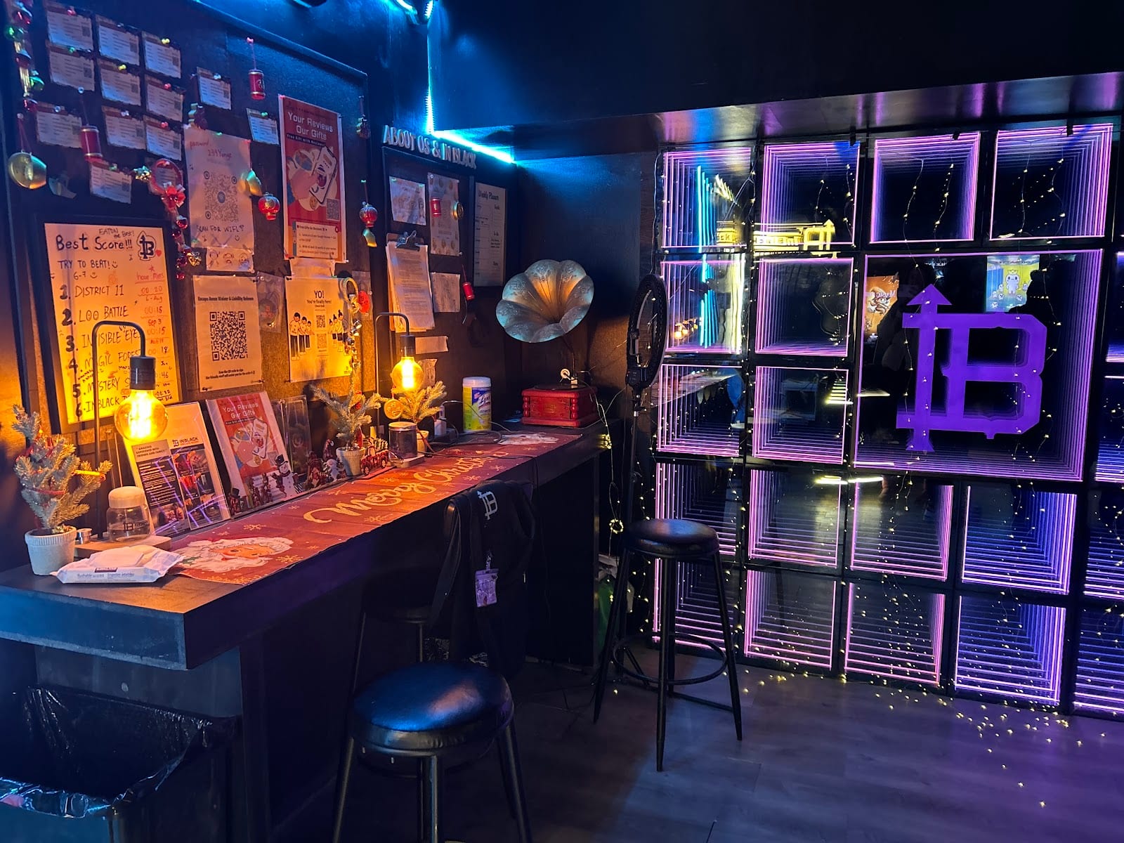 INBLACK Escape Room - DOWNTOWN TORONTO - EATON, photo 4