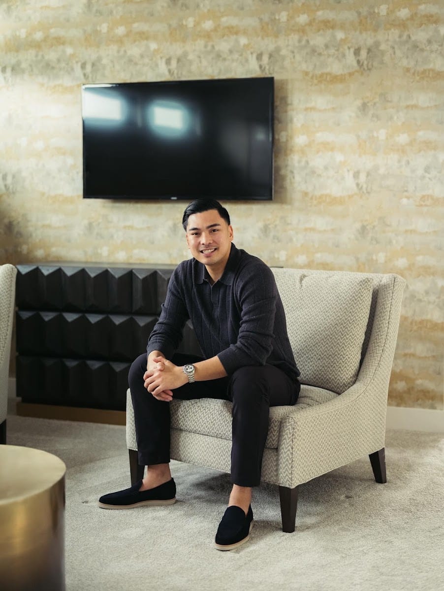 Mikee Canasa, Realtor®️ | The Agency | Edmonton, photo 3