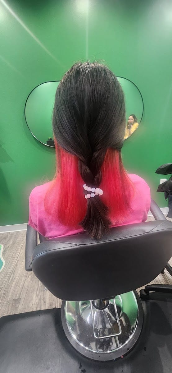 Viv hair salon