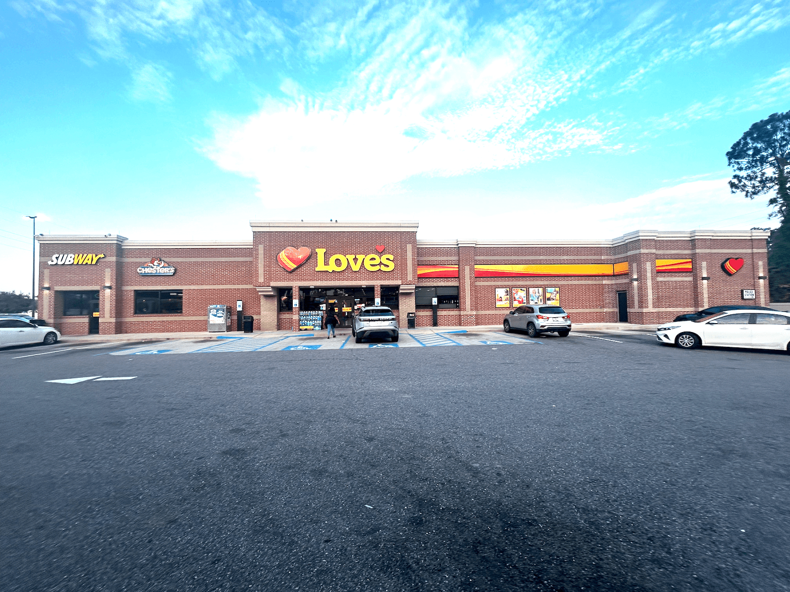 Love's Travel Stop, photo 2