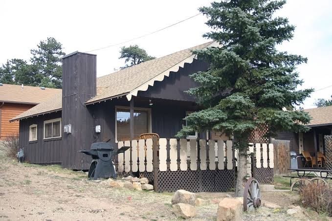 3 Mi to Rocky Mtn National Park: Estes Park Cabin!, photo 2