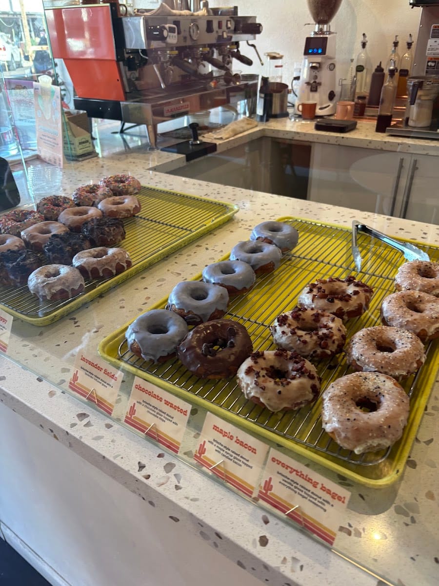 Chin Up Donuts, photo 3