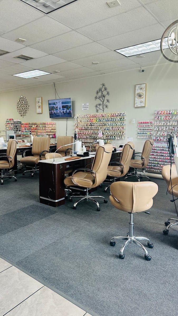 T T Nails, photo 4