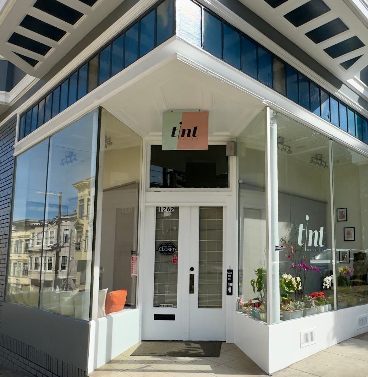 Tint Nail Spa
