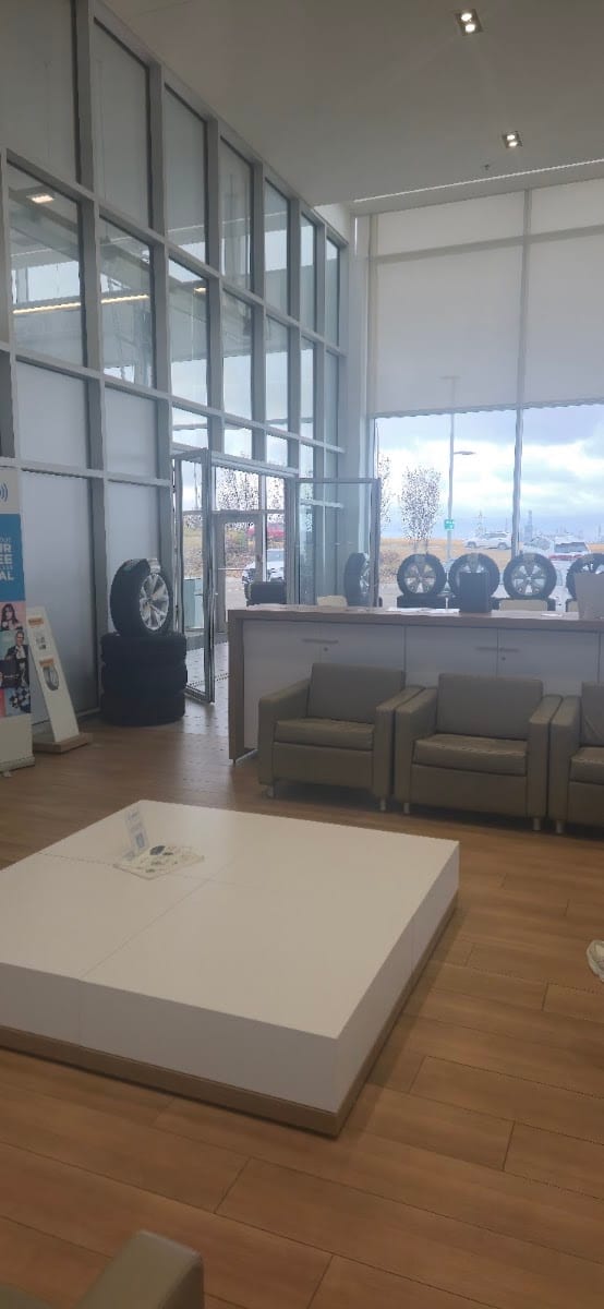 Service Centre - Sherwood Park Volkswagen