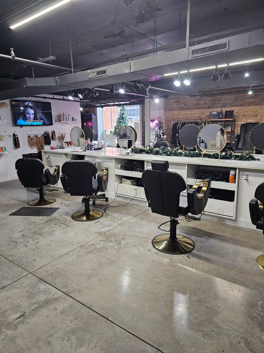 Mid City Salon, photo 2
