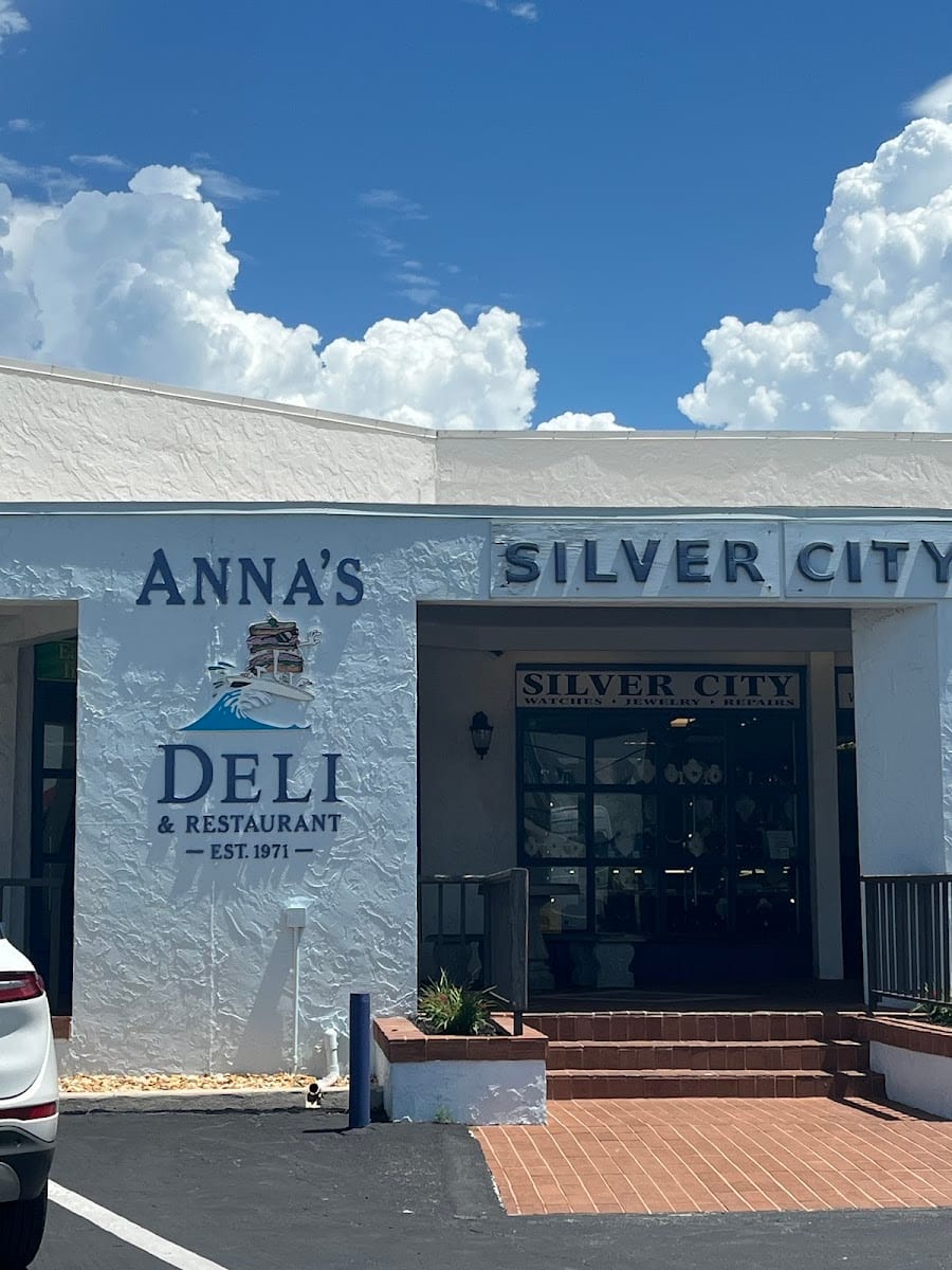 Anna's Deli