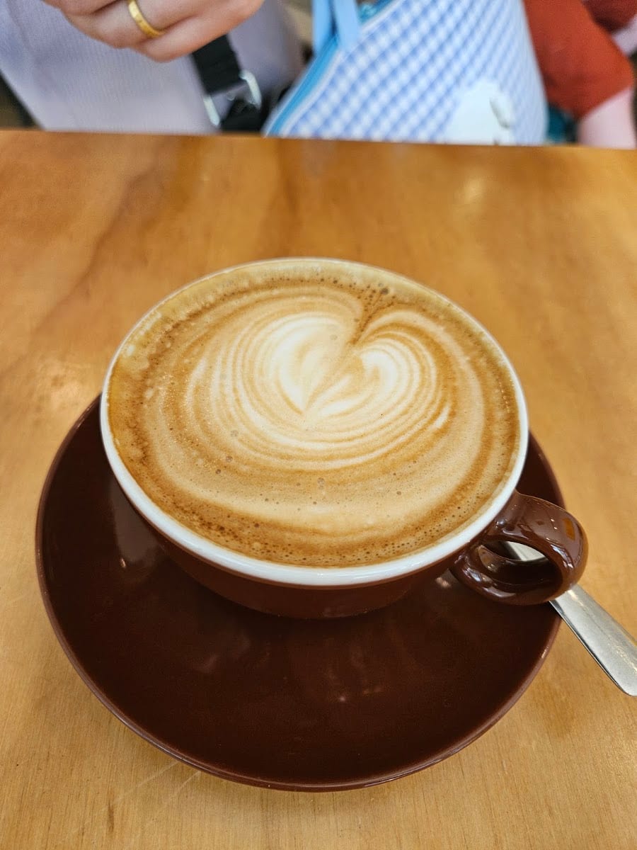 Zav Coffee Shop and Gallery, photo 4