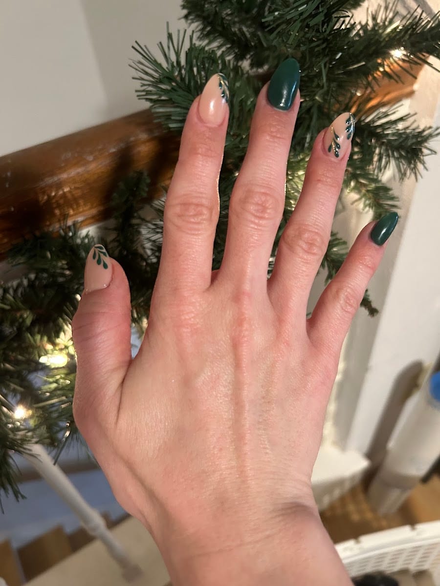 Lynn Nail Studio, photo 3