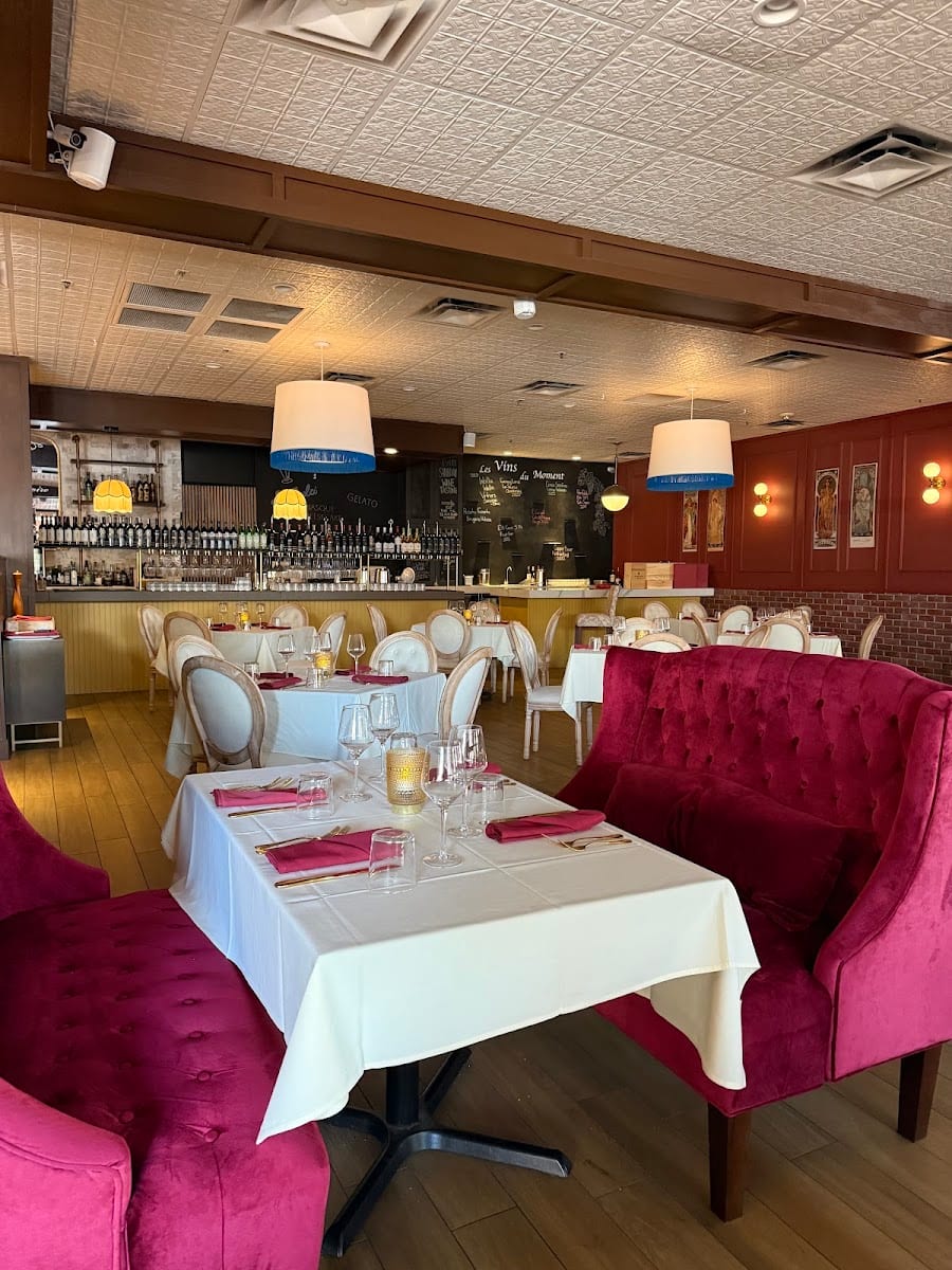 Pinard Wine Bar & Restaurant